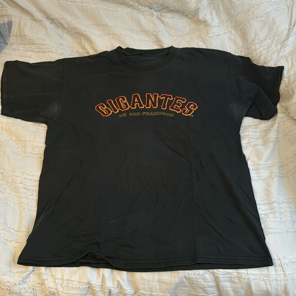 Giants tshirt unisex